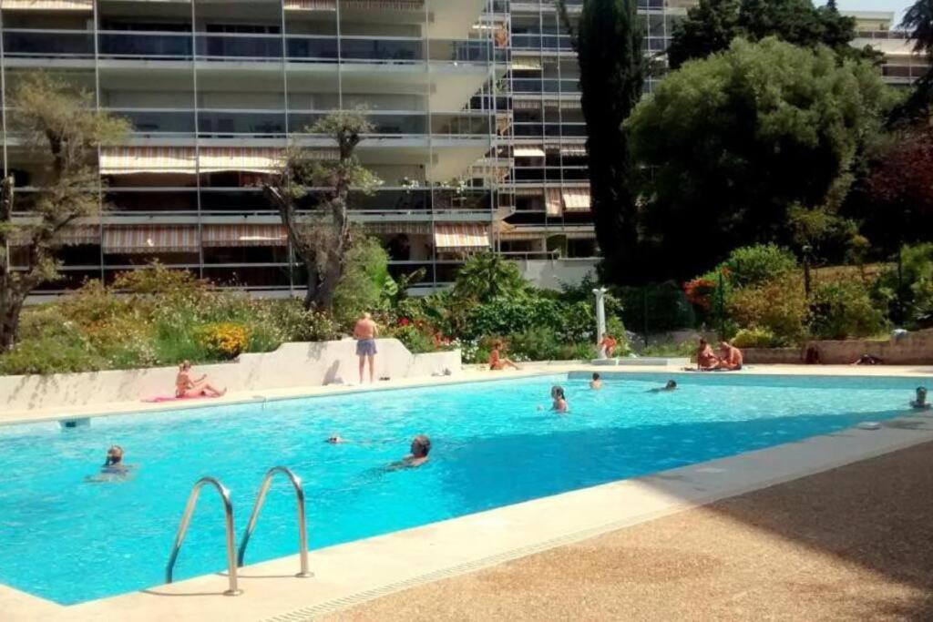 Superbe Studio Avec Piscine Ext Antibes Exterior photo